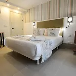 Aqueduct Boutique