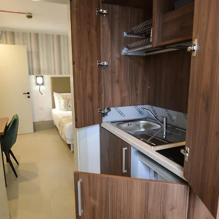 Aqueduct Boutique B&B 3*