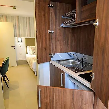 Aqueduct Boutique B&B 3*