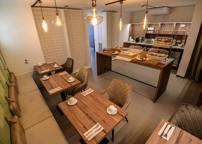 Aqueduct Boutique 3* Victoria