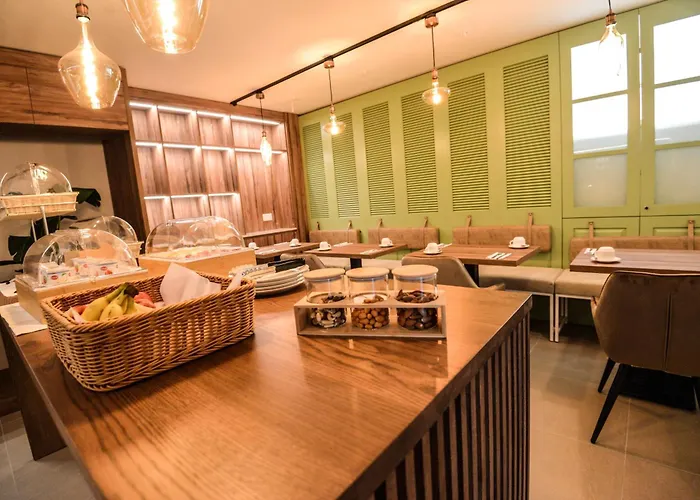 Aqueduct Boutique Hotel