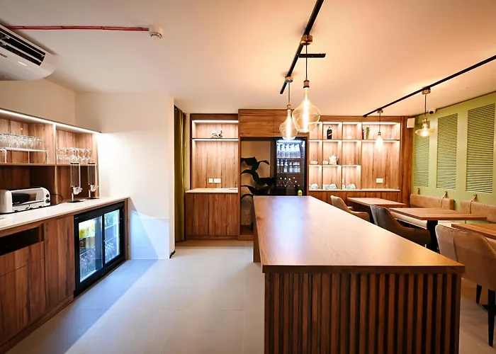 Aqueduct Boutique Hotel