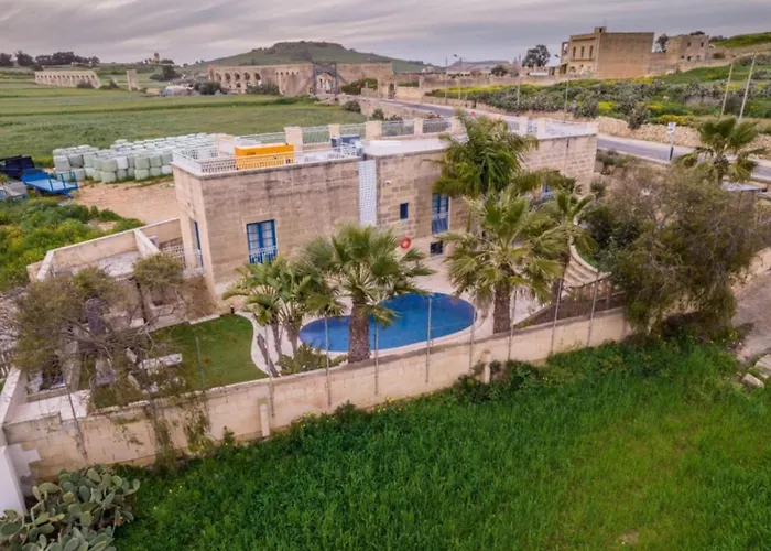 Aqueduct Boutique Victoria